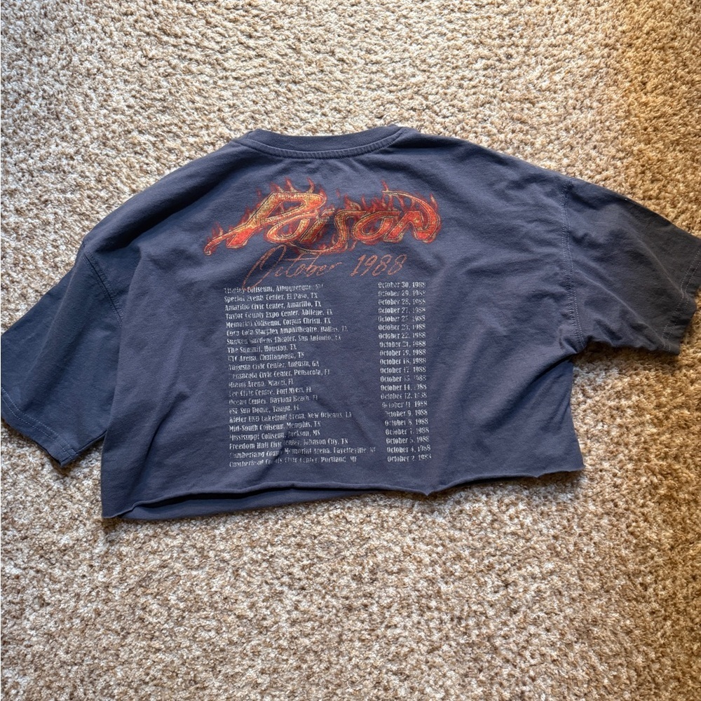 POISON Band T-Shirt Open Up And Say Ahh! '88 Tour Women's Size XS crop Tee - Picture 3 of 3